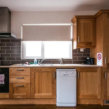 Πανσιόν The Green